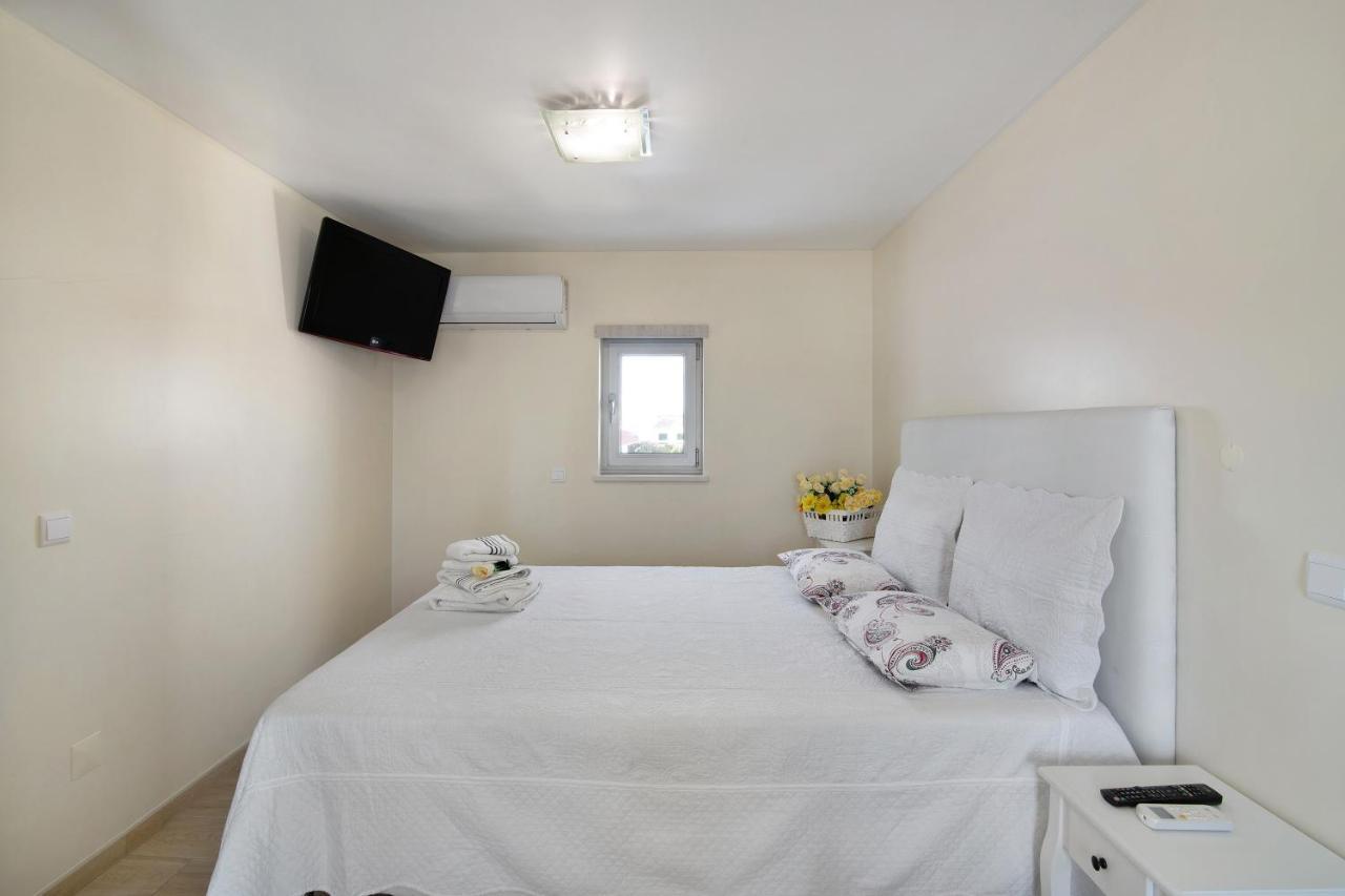 Numar Residence Villa Z マンタ・ロータ エクステリア 写真