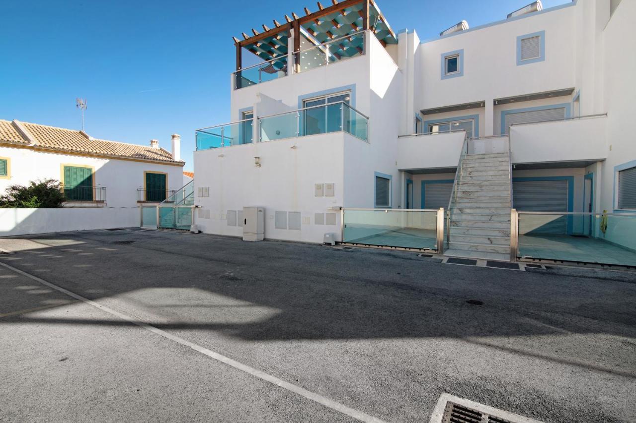 Numar Residence Villa Z マンタ・ロータ エクステリア 写真